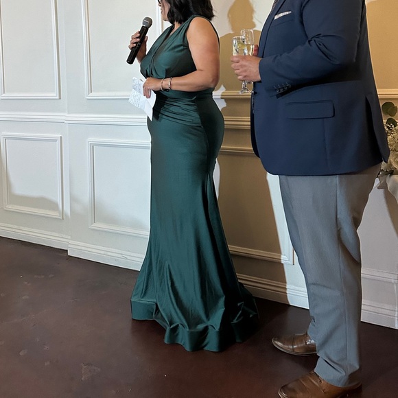 Hunter Green Cinderella Divine C912 Gown - Picture 7 of 8